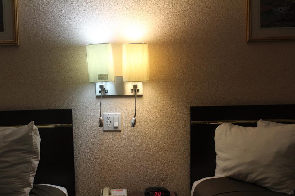 Americas Best Value Inn-Near Nrg Park/Medical Center Χιούστον Εξωτερικό φωτογραφία